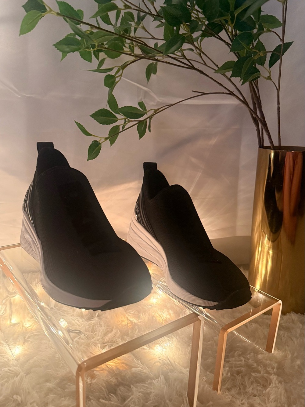 DKNY Black Slip-On Wedge Sneakers – Size 7.5
